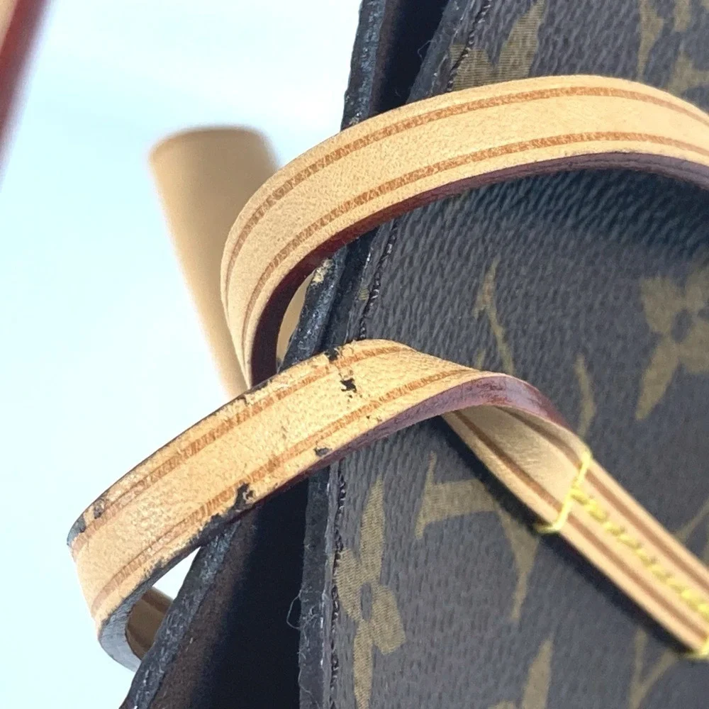LOUIS VUITTON Brown Monogram Canvas Bag